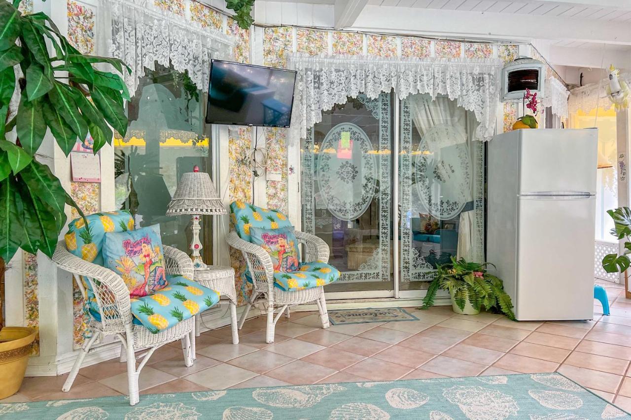 Апартаменты Pams Mermaid House With Riverfront Yard And Lanai! Уики Уэши Экстерьер фото
