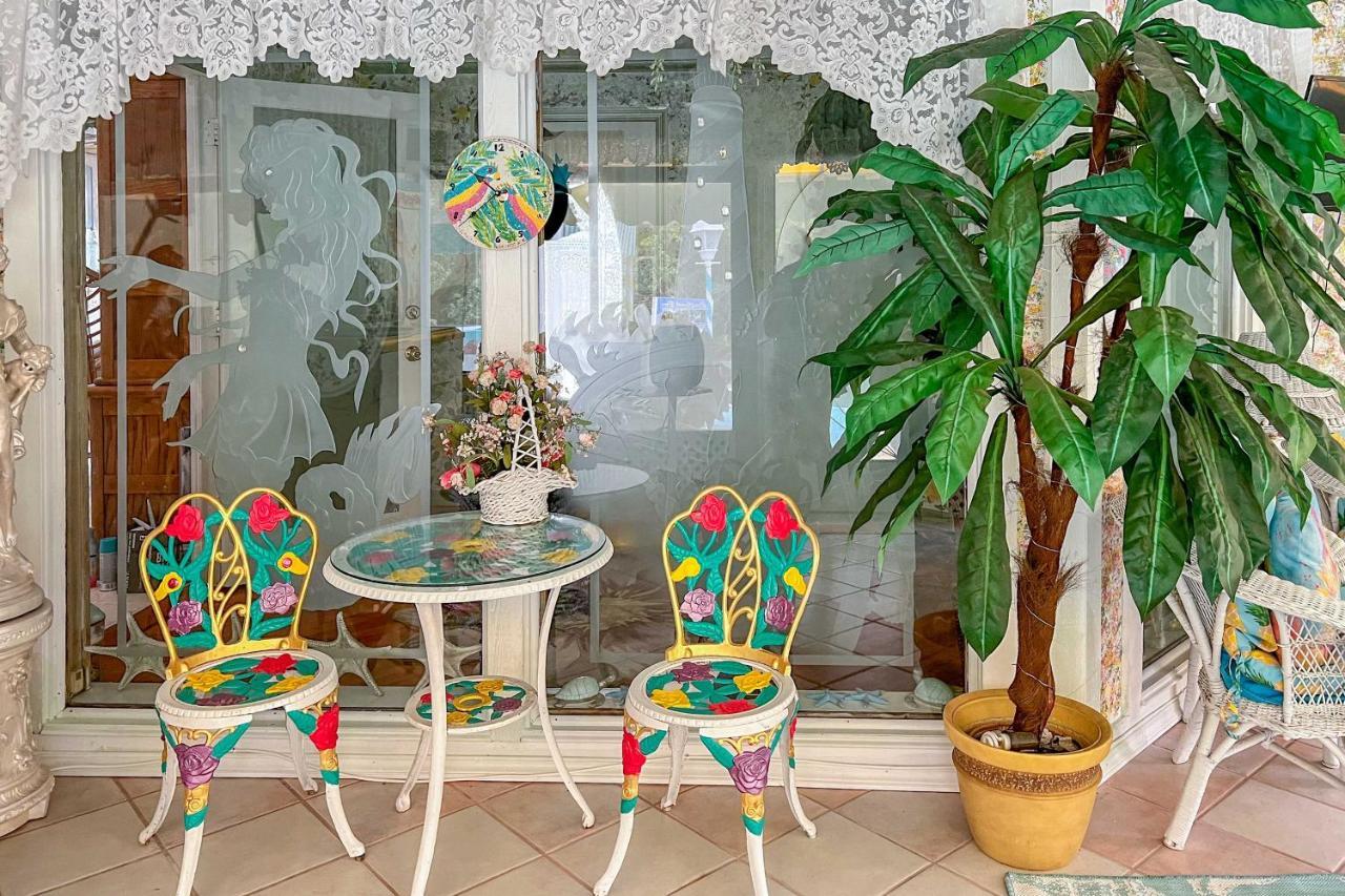 Апартаменты Pams Mermaid House With Riverfront Yard And Lanai! Уики Уэши Экстерьер фото